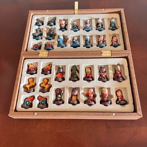 Chess Board Portable  Chinese Chess Checkerboard  Figure Chess Set - Picture 3 of 15